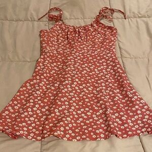 Pretty summer dress - size S.